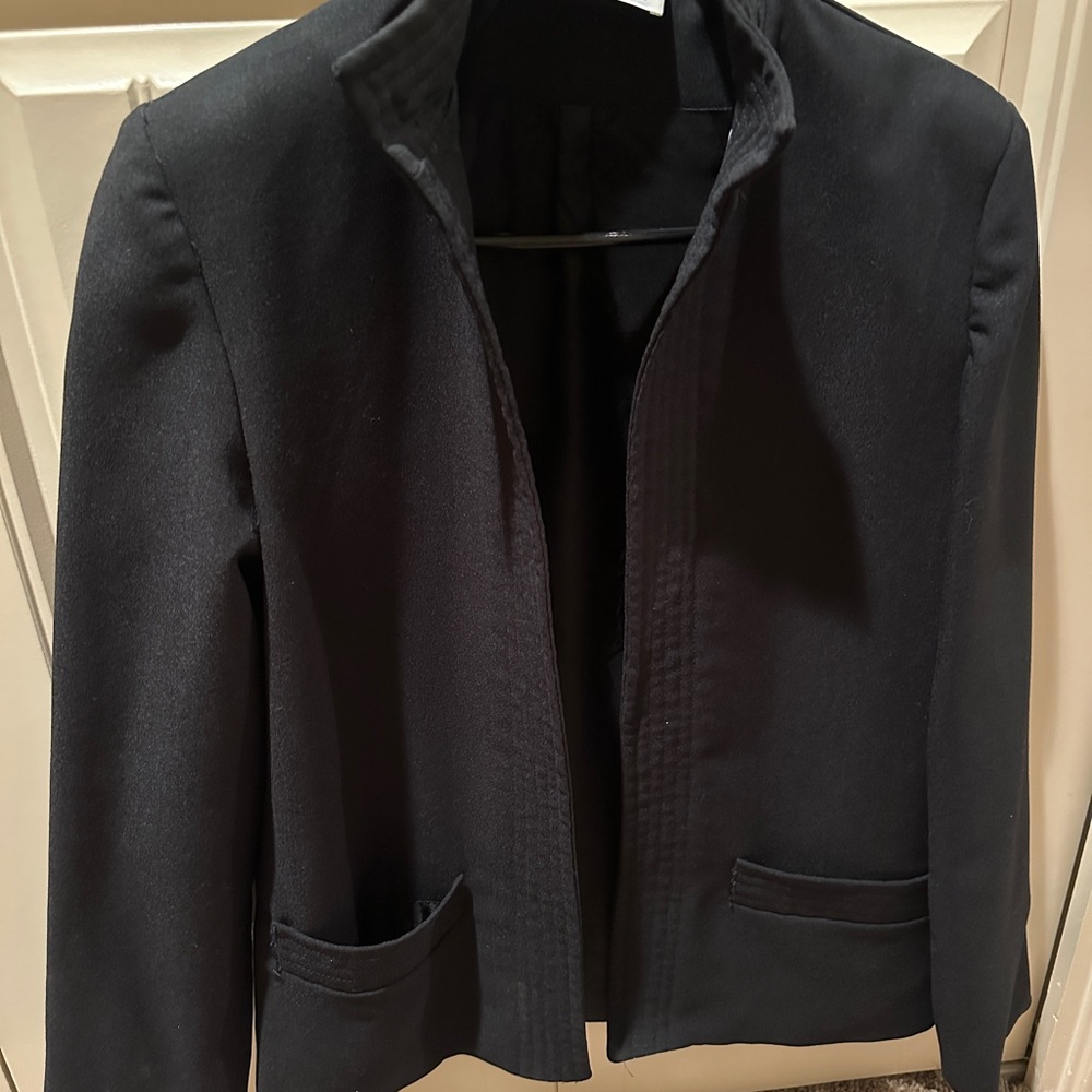 Chic Black Blazer